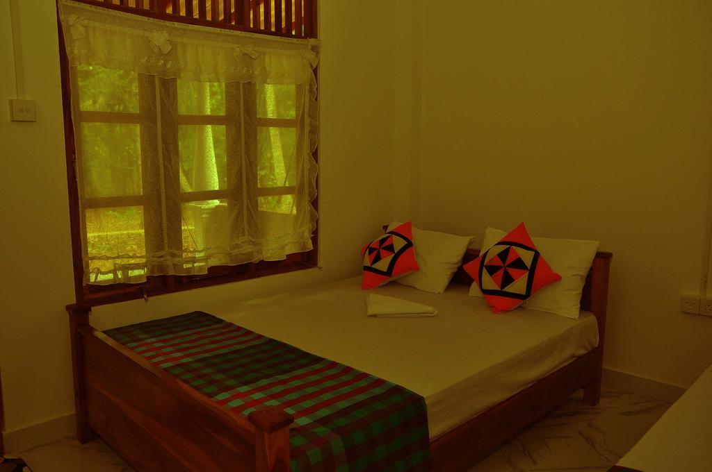 Leesa Villa Safari Resort Udawalawe Exterior photo